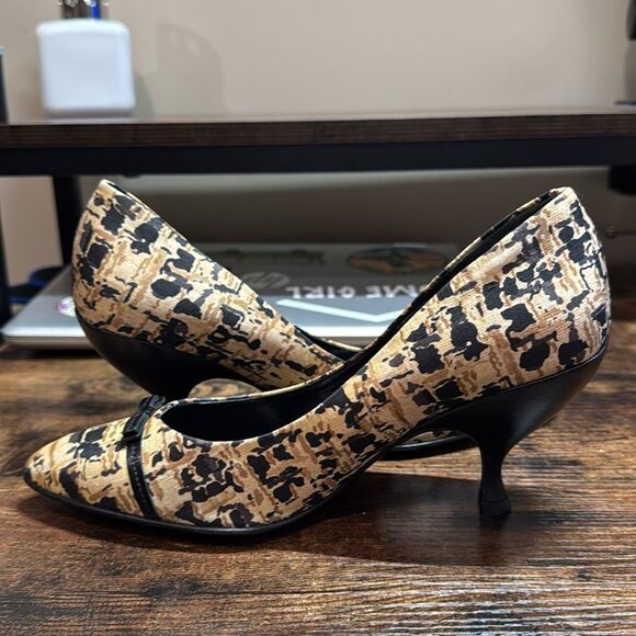 Prada black and brown print heels size 36.5 EU (6.5 US) - Picture 6 of 12
